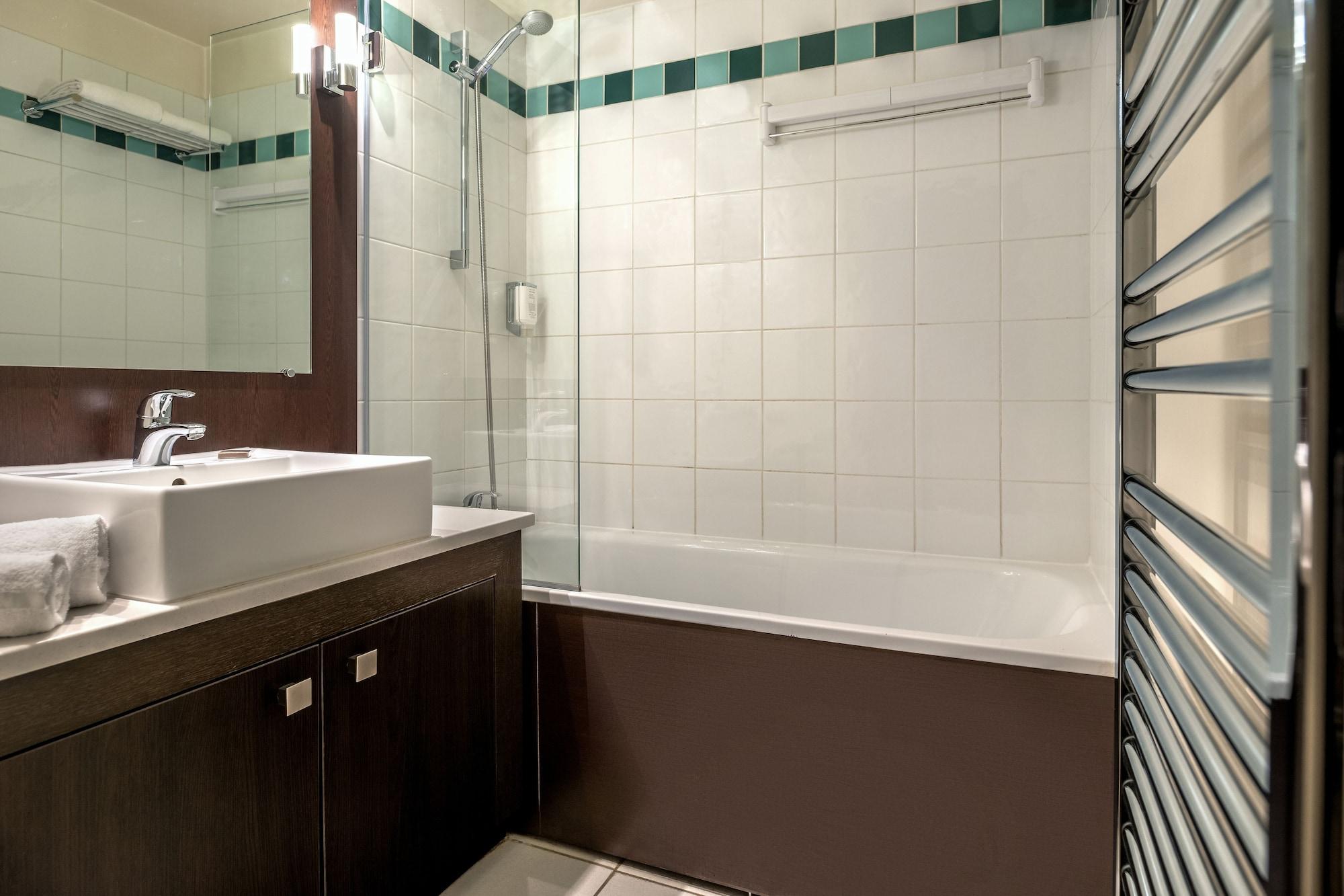 Aparthotel Citadines République Parigi Esterno foto