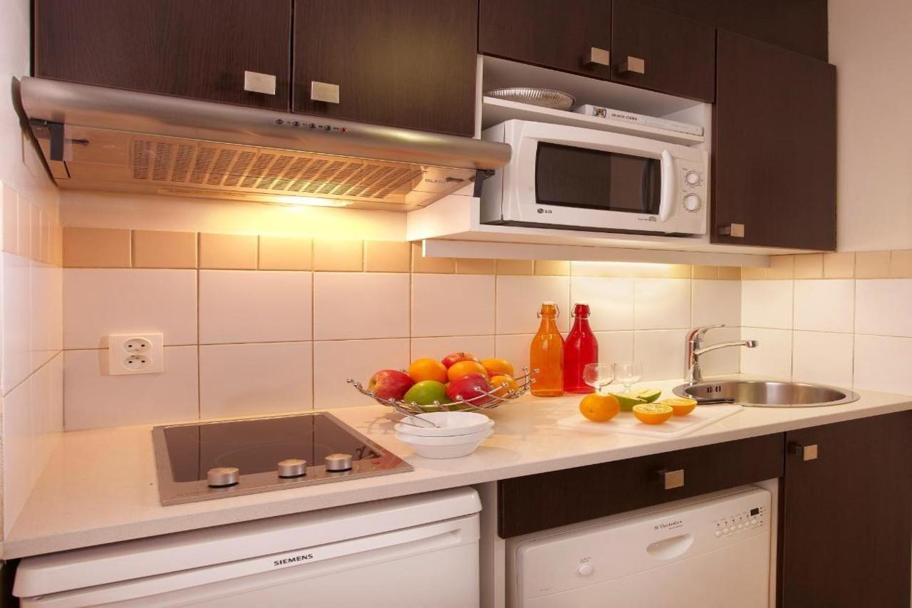 Aparthotel Citadines République Parigi Esterno foto